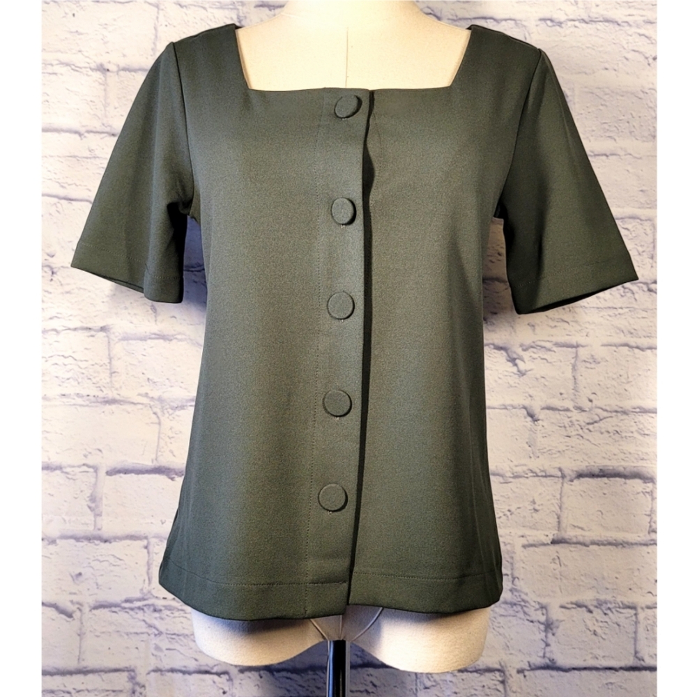 Ann Taylor Top Size XS Green Square Neckline Large Buttons Career Office Work